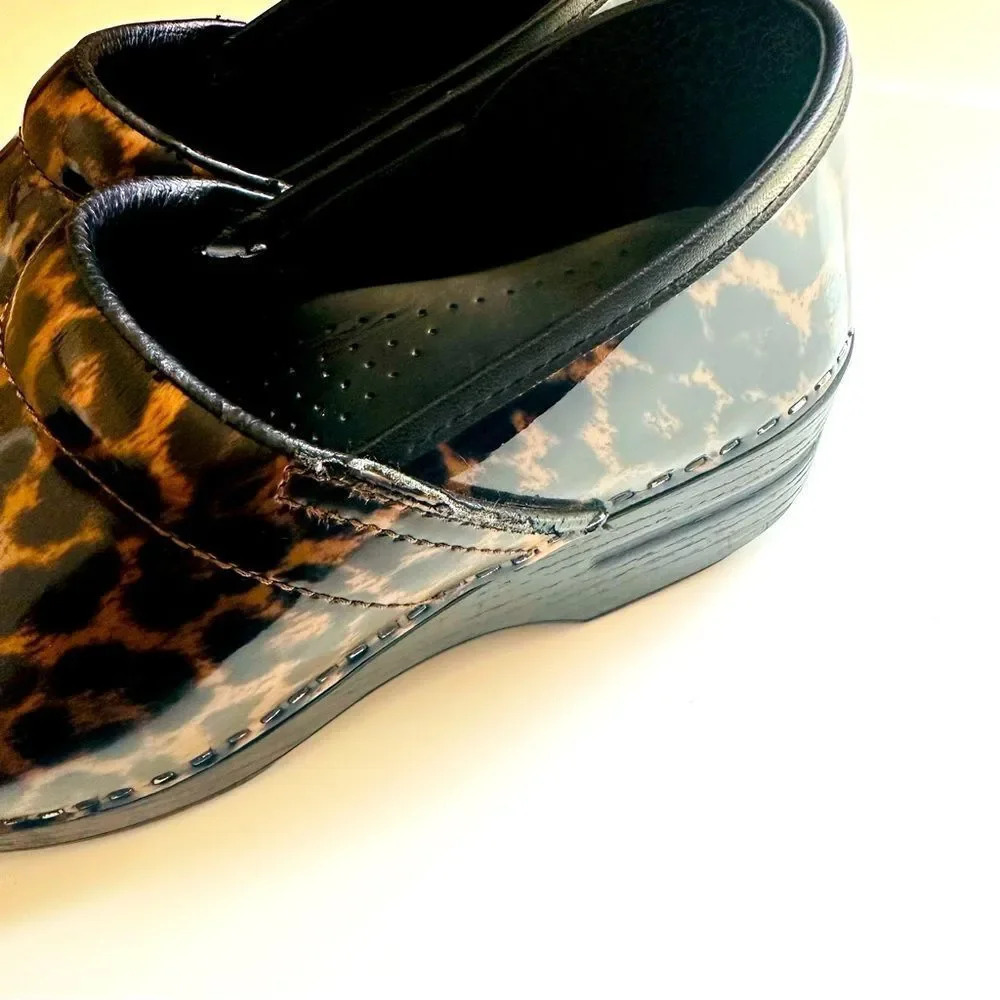 Danskoleopard Cheetah Print Clogs - image 6